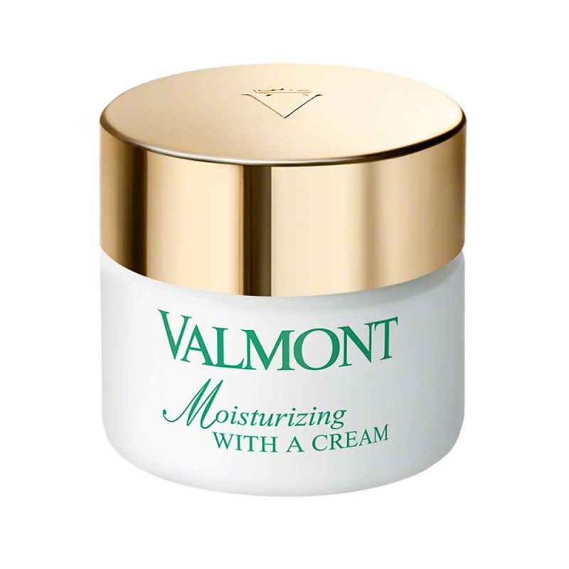 MOISTURIZING WITH A CREAM 50ML