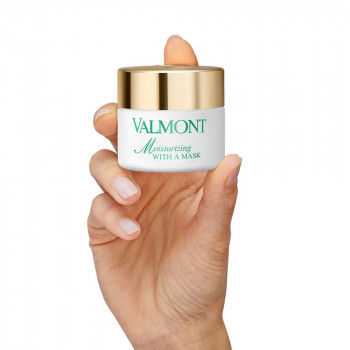 MOISTURIZING WITH A MASK 50ML